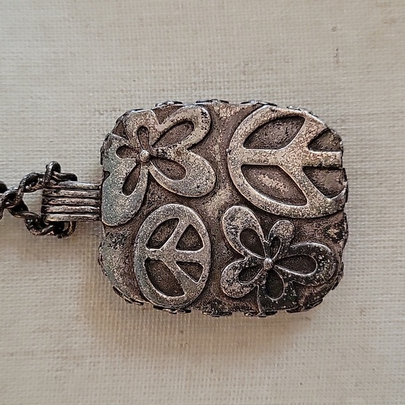 Lucky Brand Necklace - Picture 4 of 5